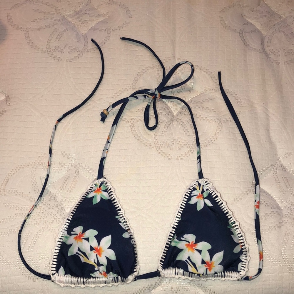 Triangle bikini top
